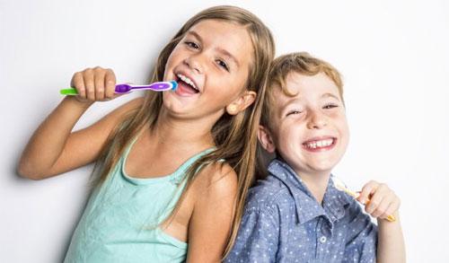 Профилактика и лечение заболеваний детских зубов